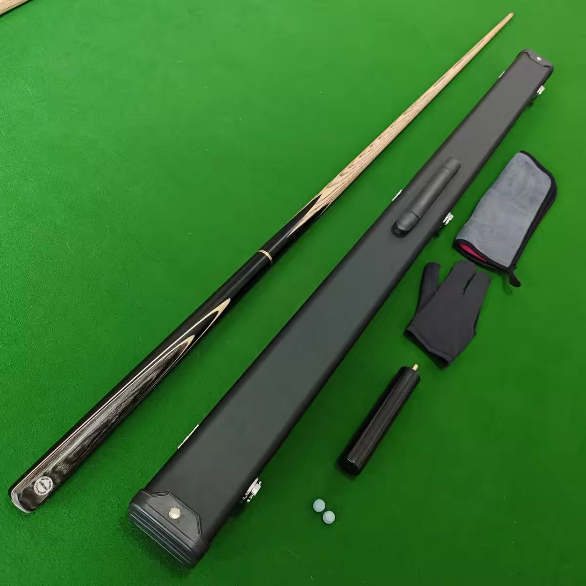 3/4 Cue & Case Starter Set, Grey Inlay