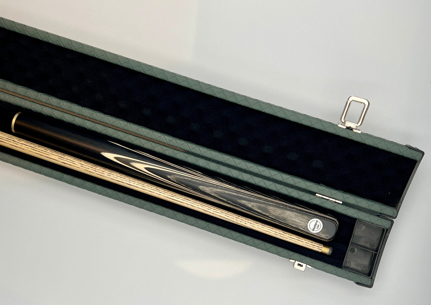 Westland 3/4 Cue & Case Set “Black & White Veneer”