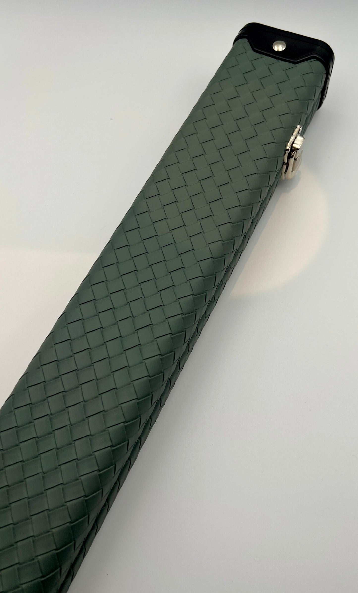 Westland 3/4 Cue & Case Set “Green – Grey Veneer”