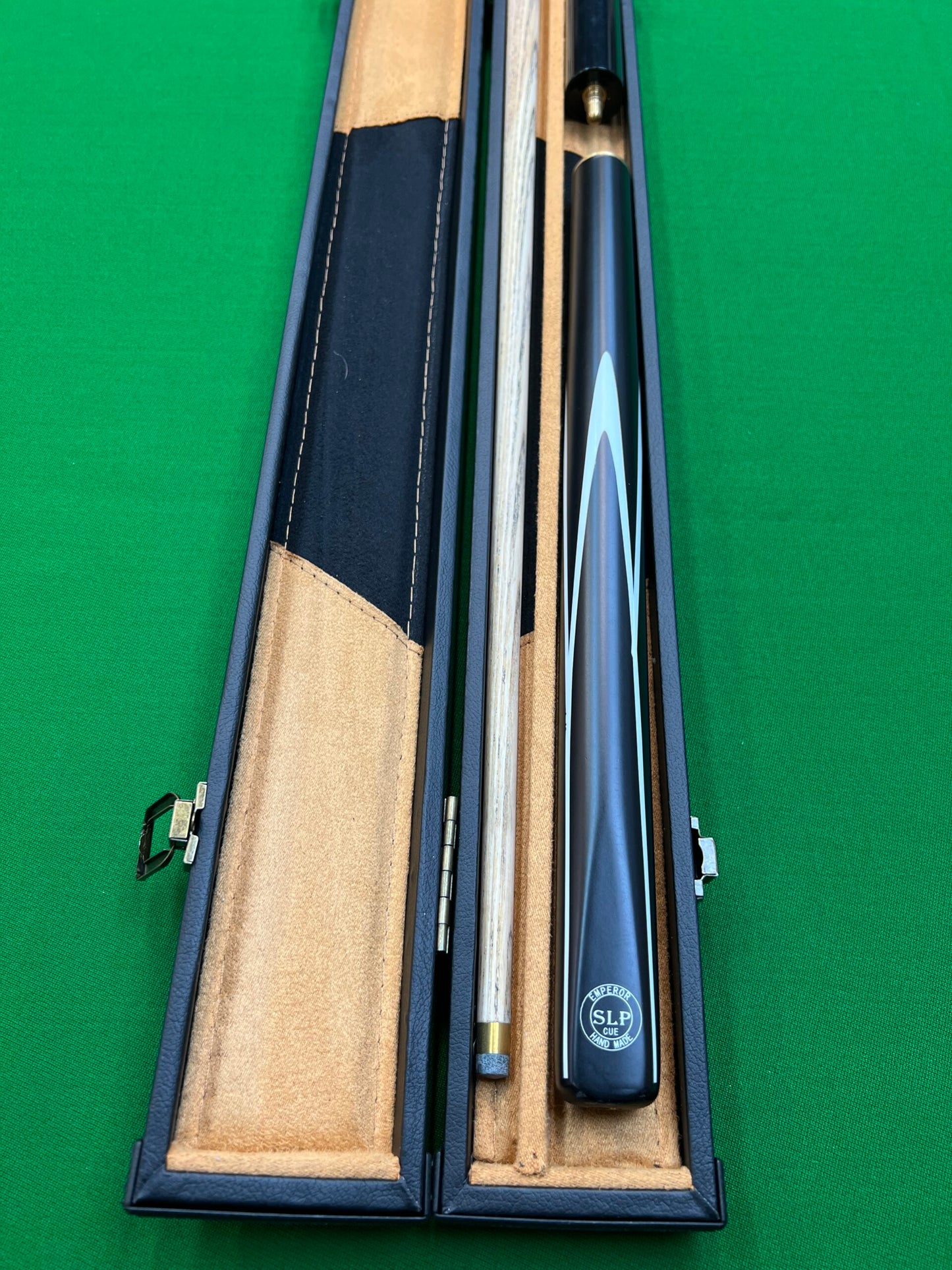 3/4 Jointed, Ash, Starter Cue & Case Set