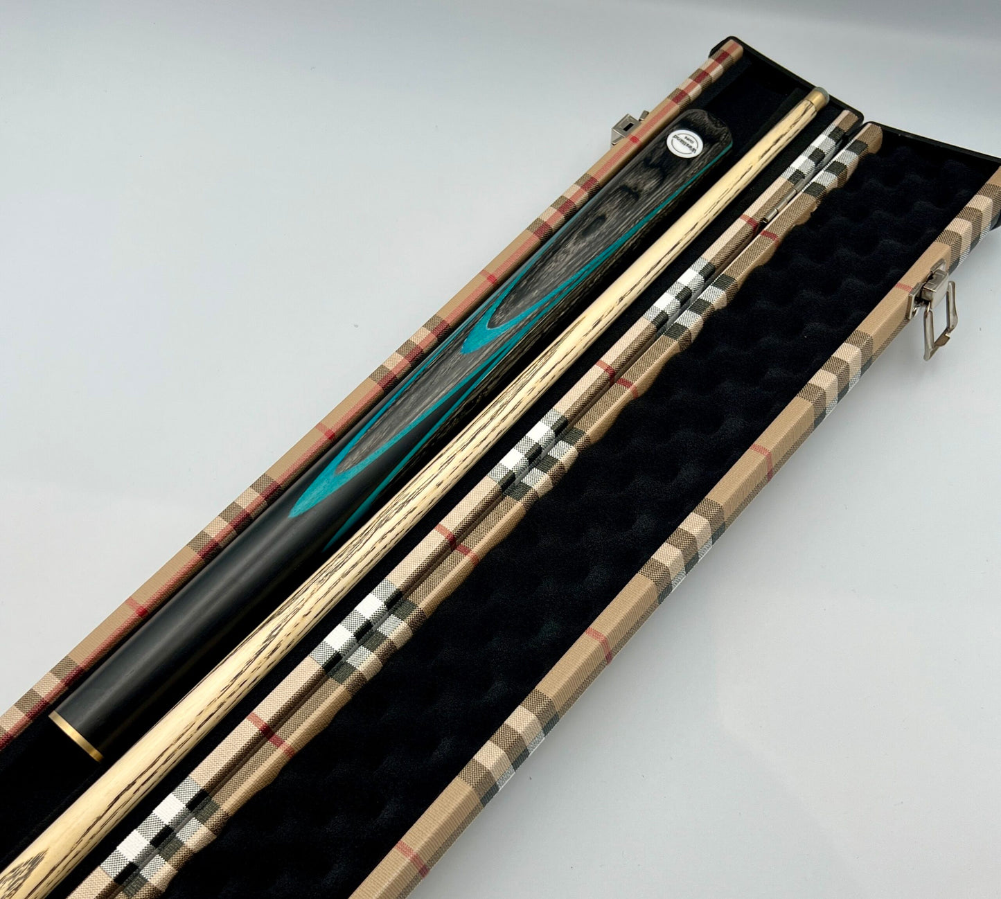 Westland 3/4 Cue & Case Set “Blue – Grey Veneer”