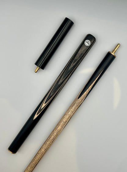 Westland 3/4 Cue & Case Set “Black & White Veneer”